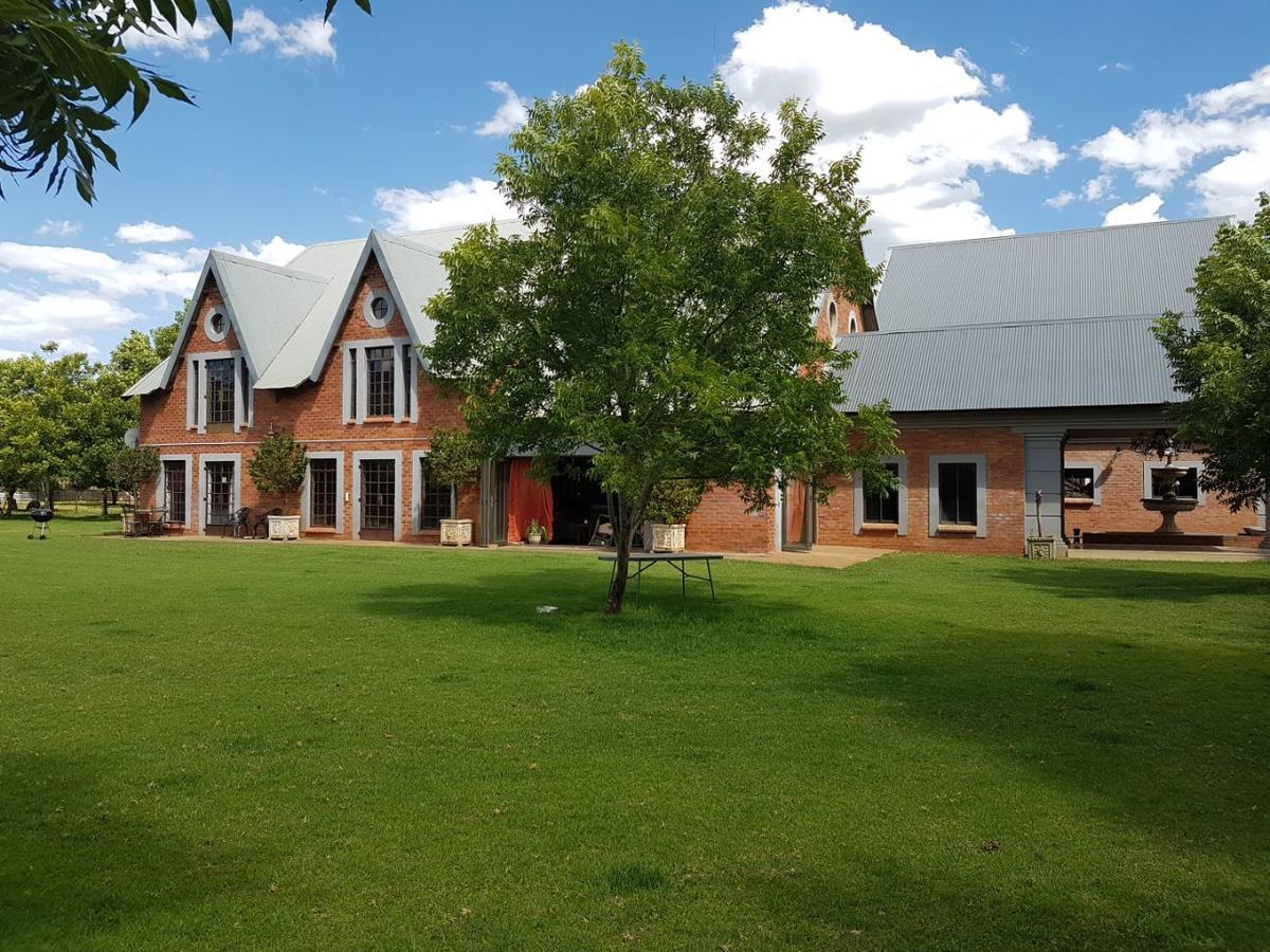 Millstream Inn Guest House Skeerpoort المظهر الخارجي الصورة